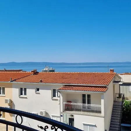 Five Guest house 3*