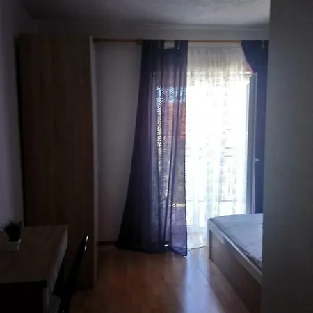 Five Gæstehus 3*